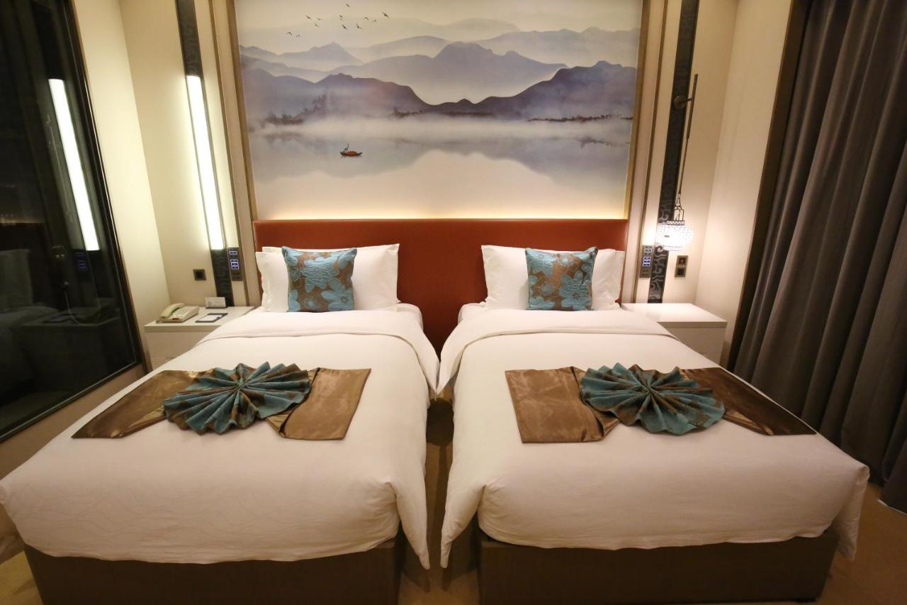 Weiselect Wanghu Hotel 昆明 エクステリア 写真