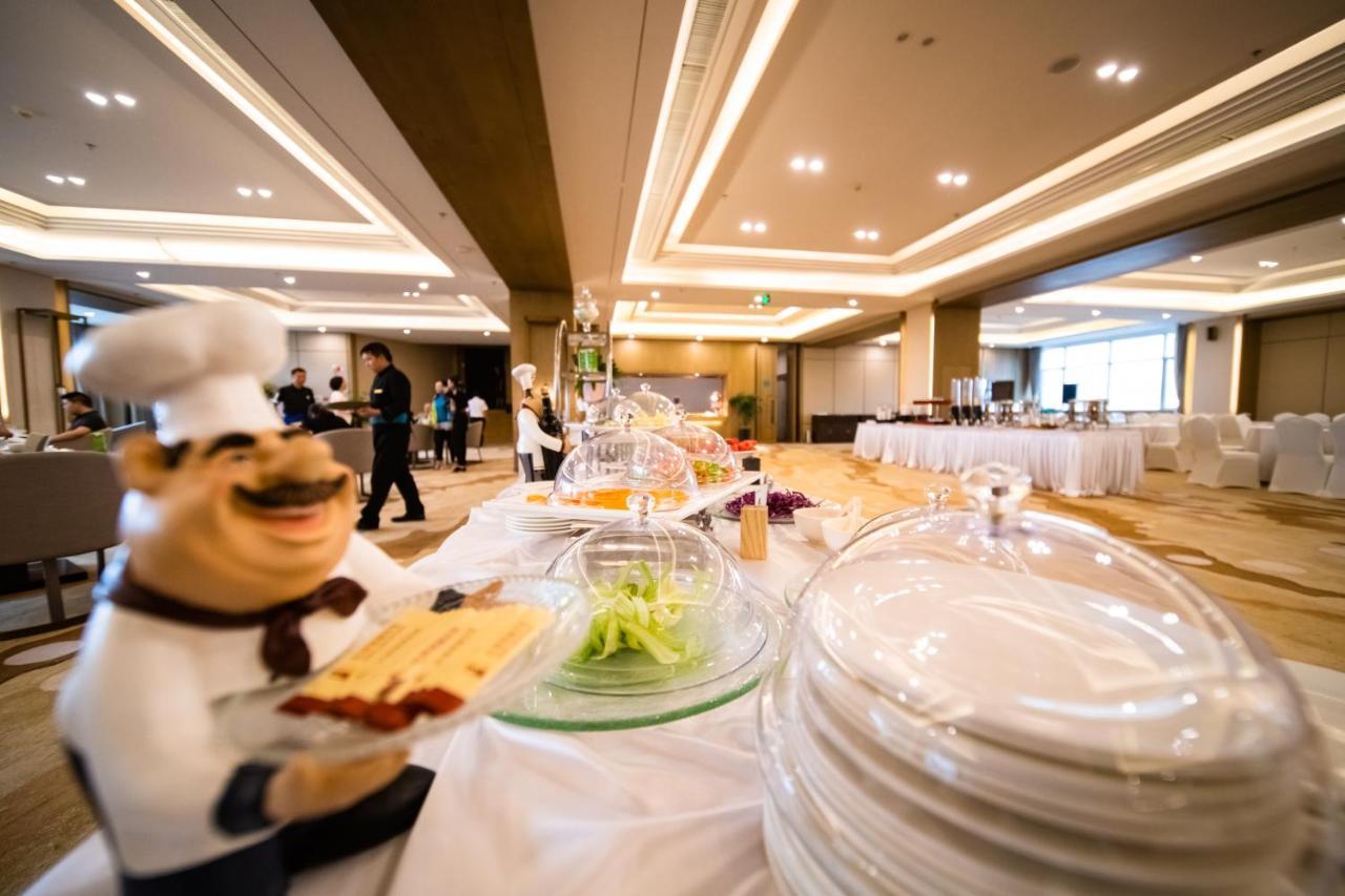 Weiselect Wanghu Hotel 昆明 エクステリア 写真
